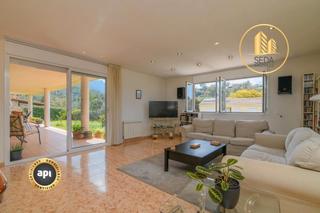 Xalet  Carrer del mas enric. Chalet con impresionantes vistas a montserrat