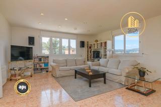 Chalet  Carrer del mas enric. Chalet con impresionantes vistas a montserrat