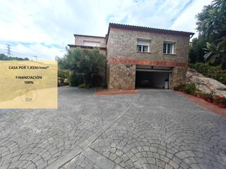 Xalet  Carrer guinart. Chalet con terreno y terrazas soleadas en can font