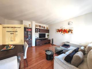 Appartement  Carrer del doctor ferran. Piso familiar con 3 habitaciones y excelentes acabados en barber