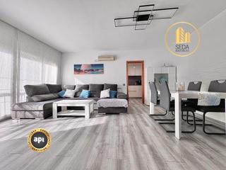 Àtic  Carrer de frederic mistral. Ático dúplex reformado con amplia terraza y gran luminosidad