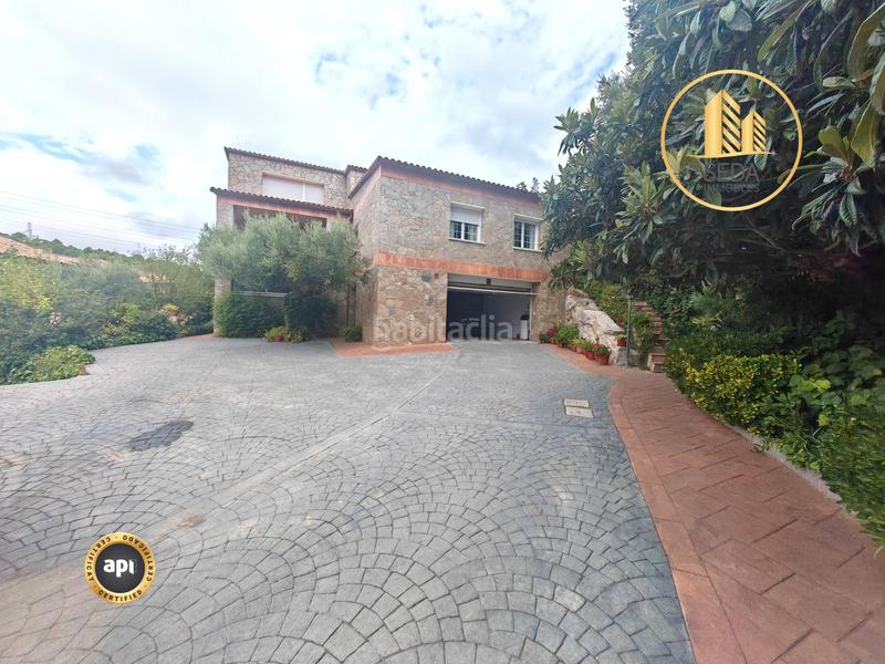 Foto 4034bcf7-662b-40ac-8767-4a9a5ae4ff67. Chalet mit parking in Can Font-Ca n'Avellaneda Castellar del Vallès