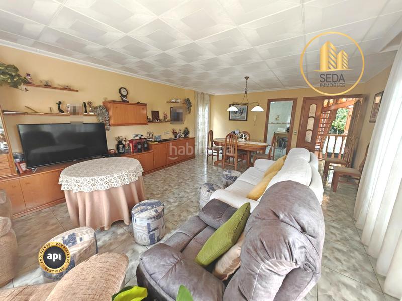 Foto 68500da3-bb0d-4fd1-89af-a03c925a91c0. Chalet mit parking in Can Font-Ca n'Avellaneda Castellar del Vallès