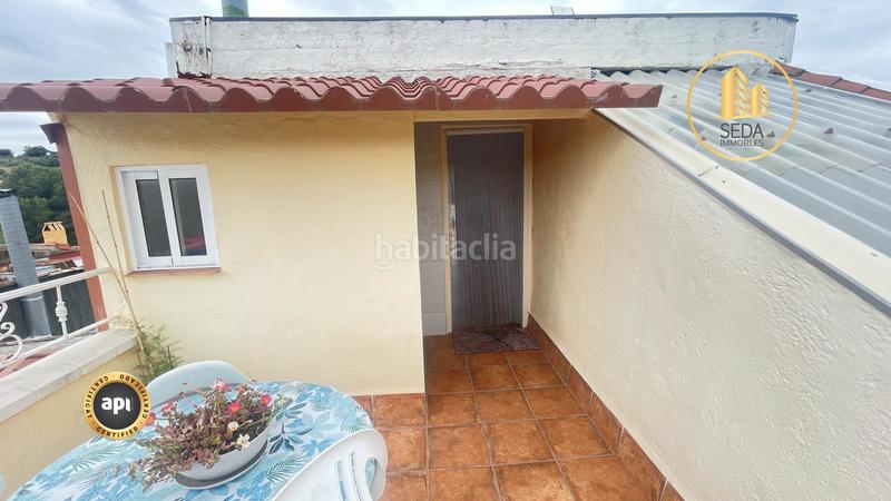 Foto 8ac6d7ce-c2d3-4a00-8abc-ca185e7d09f6. Casa a schiera con riscaldamento in Poble Nou Terrassa