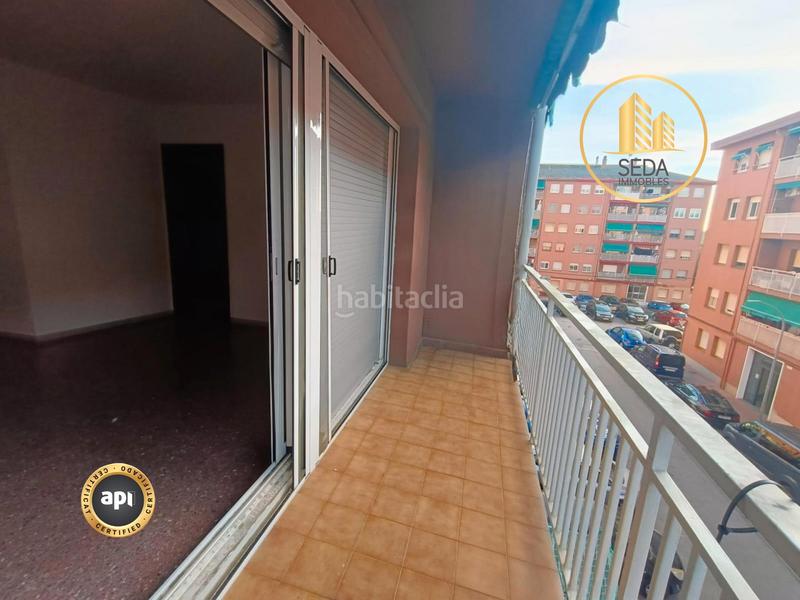 Foto cbf74dd3-9503-400c-8a3a-4de69b2e370a. Appartamento in Can Parellada Terrassa