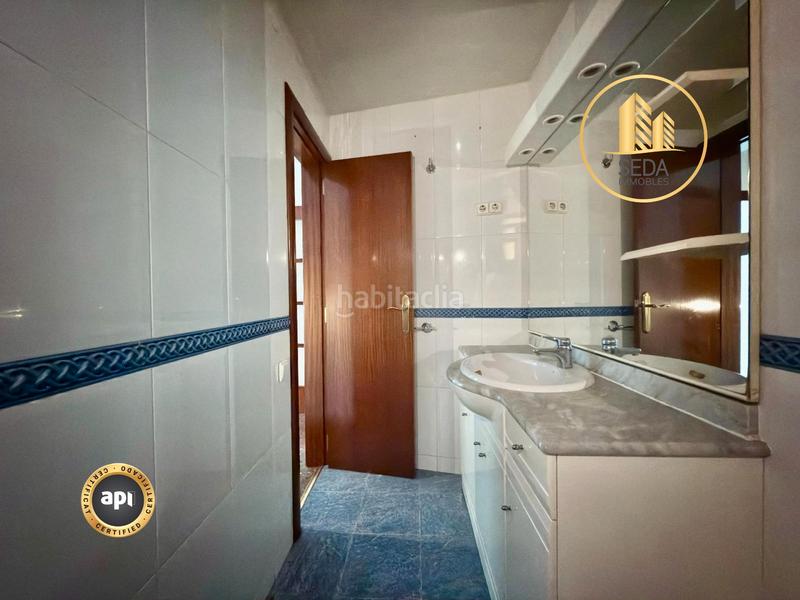 Foto ffa654f4-e766-46fe-a130-a92676c7ac63. Flat in Can Parellada Terrassa