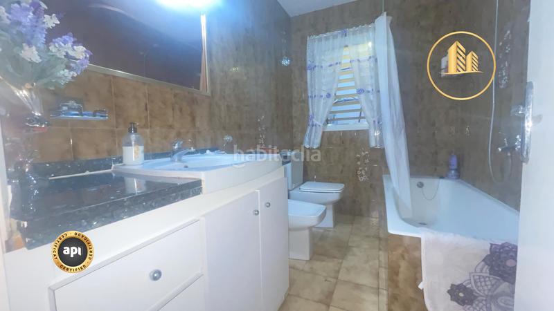 Foto 25f6dcb0-a1ac-47c8-b83c-38d18df66420. Casa adossada amb calefacció a Poble Nou Terrassa