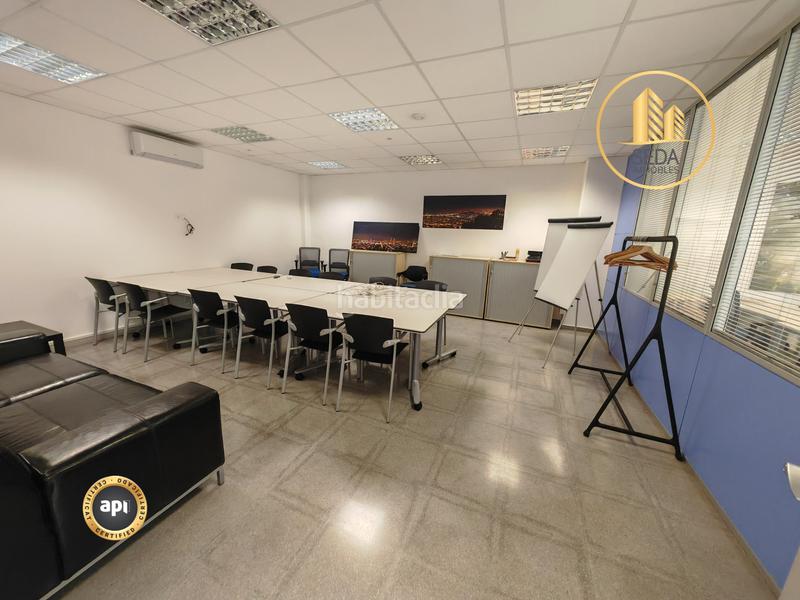 Foto 7d68aaaf-046e-4096-858f-0ea499dfc93f. Alquiler local comercial gran local de 478 m² con terraza y oficinas en Terrassa