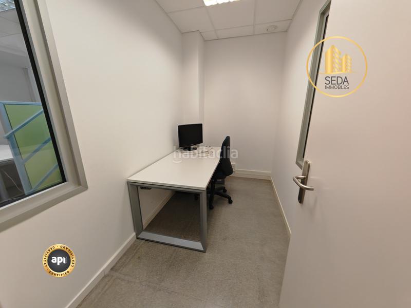 Foto 801cc941-10c7-4e89-9762-3eff545ae016. Alquiler local comercial gran local de 478 m² con terraza y oficinas en Terrassa