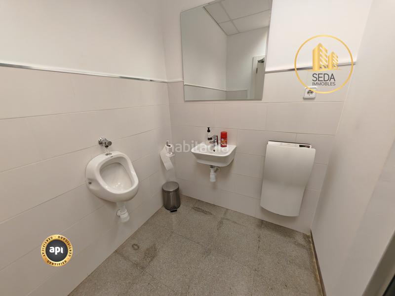 Foto d5057c15-e709-4cc5-9f66-f8678deef93e. Rent business premise with heating in La Maurina Terrassa