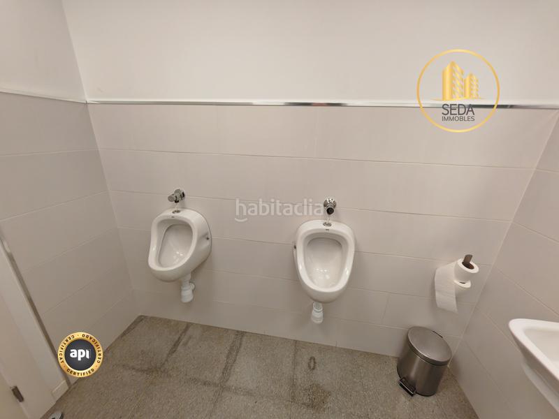 Foto fcfc0c8a-4ca2-4b12-bc4a-90cf9d24197e. Rent business premise with heating in La Maurina Terrassa