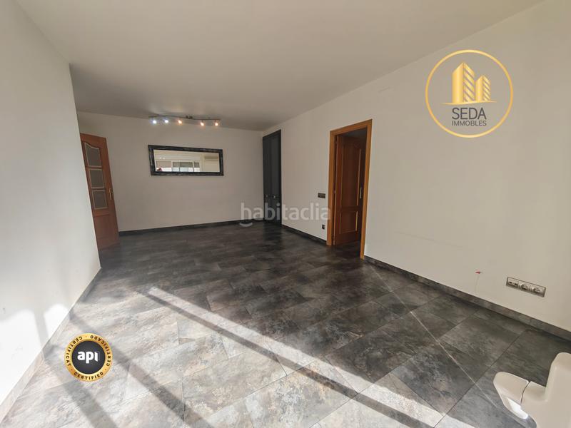 Foto 58655bbb-c01e-4944-a58f-e0e9879b2086. Flat with heating parking in Les Arenes - La Grípia - Can Montllor Terrassa