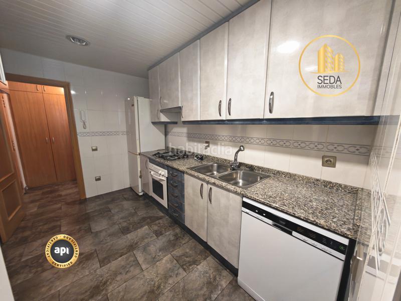 Foto b78457a8-b0b0-4dcc-9b7f-3bb14e57e60d. Flat with heating parking in Les Arenes - La Grípia - Can Montllor Terrassa