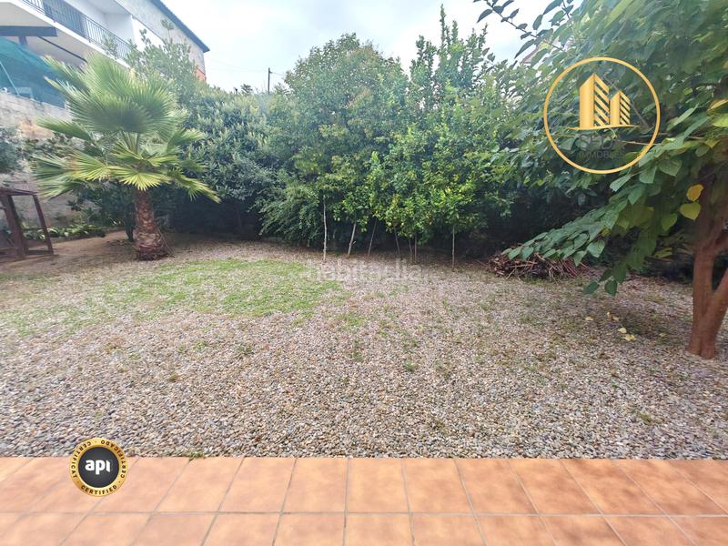 Foto 763dbd32-4579-4086-8f93-8893bdd8e96d. Chalet  con terreno y terrazas soleadas en can font en Castellar del Vallès