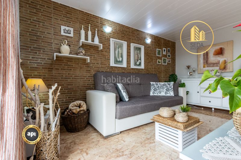 Foto 0b95910e-33c3-4744-817d-d63010ea8762. Casa amb calefacció aparcament a Les Arenes - La Grípia - Can Montllor Terrassa