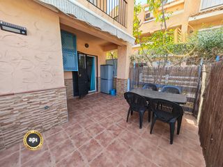 Planta baixa  Avenida juan sebastián elcano. Planta baja con terraza privada a 500 m de la playa en playas de