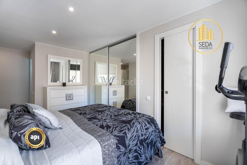 Foto ca3e9cec-59a7-4ac0-a71b-aed7e57c17e0. Pis amb calefacció aparcament a Cementiri Vell Terrassa