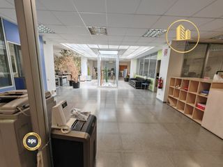 Geschäftsraum  Carrer de blasco de garay. Local empresarial con gran terraza y múltiples despachos