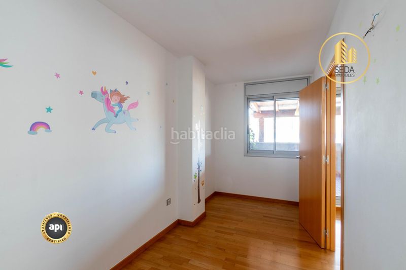 Foto e6abc2e9-b5e1-423f-8893-d64d17a76ee6. Dúplex amb calefacció aparcament a San Pere Terrassa