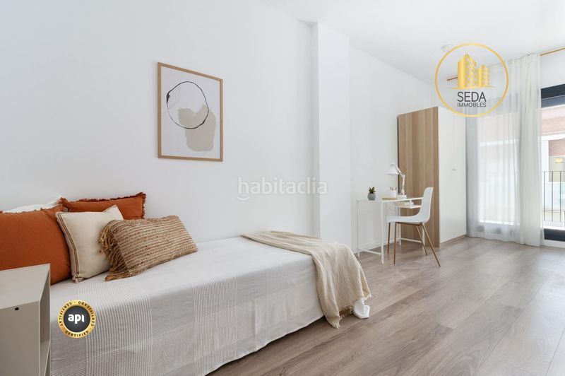 Foto ca33a656-dbd9-44f5-b9aa-120f6c7062e7. Dúplex amb calefacció a San Pere Terrassa