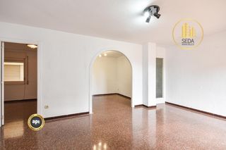 Appartamento  Carrer de roca i roca. Luminosidad y amplitud en una de las mejores zonas de terrassa