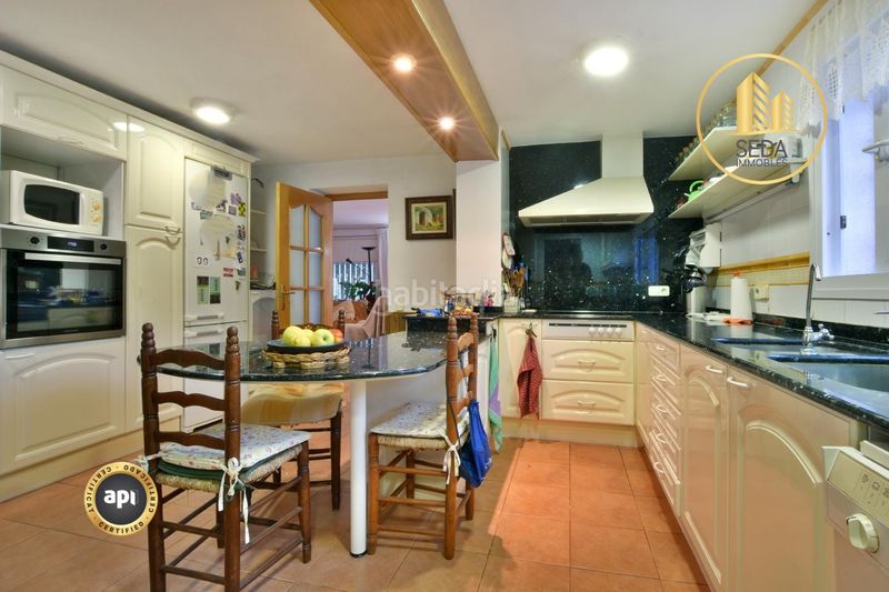 Foto f25a5bd1-6620-48a0-b86a-2e917f1f76da. Xalet amb calefacció aparcament piscina a Matadepera