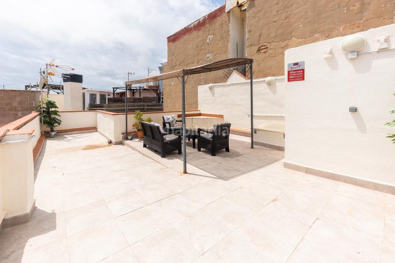 Foto 2bdd2b6d-008b-4aa9-be92-927b15a93e5a. Ático  en venta – 2 terrazas, trastero y ubicación inmejorable en Sitges