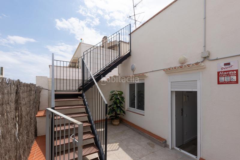 Foto 4a78effe-b94f-474d-9f99-3f41e97c45b0. Ático  en venta – 2 terrazas, trastero y ubicación inmejorable en Sitges