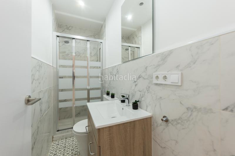 Foto 8796fd9f-b0f4-4f1b-aa17-a43f44b46c33. Ático  en venta – 2 terrazas, trastero y ubicación inmejorable en Sitges