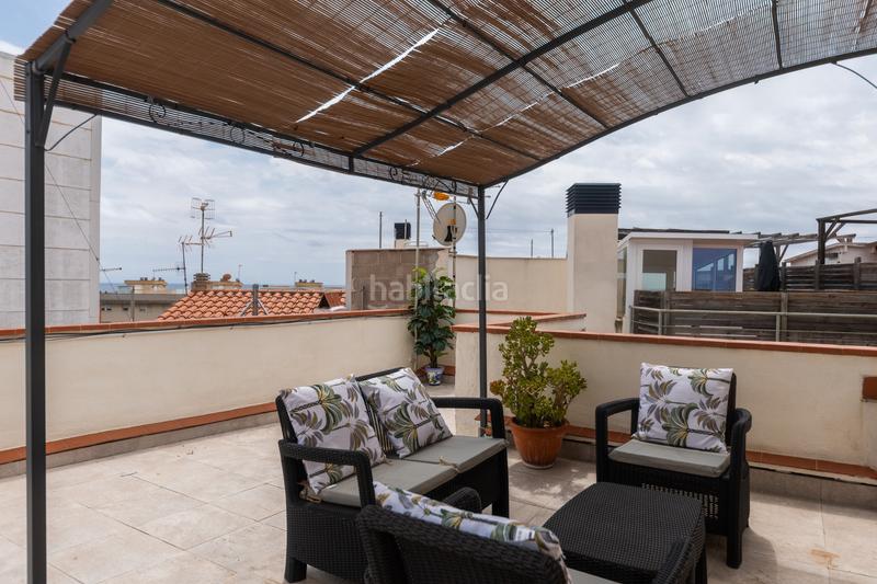 Foto e7cb2bc6-57df-4c74-a4d8-21e842fb1330. Ático  en venta – 2 terrazas, trastero y ubicación inmejorable en Sitges