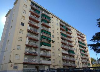 Planta baixa a Carrer ciutat cooperativa 101. Inmueble ocupado