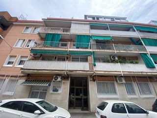 Planta baixa a Carrer de joaquim rubi� i ors 56. Inmueble ocupado