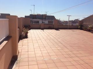 House in Passeig Maragall. Gavà-zona cerca de ayuntamiento.