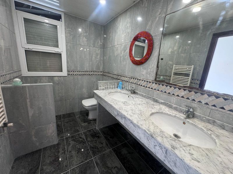Foto 76d44c7b-cd3b-4d34-b28b-0844062b2977. Casa a Passeig Maragall Gavà