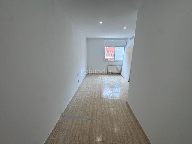 Foto c562b852-6602-4910-bdac-1183e37d90e4. Casa a Passeig Maragall Gavà