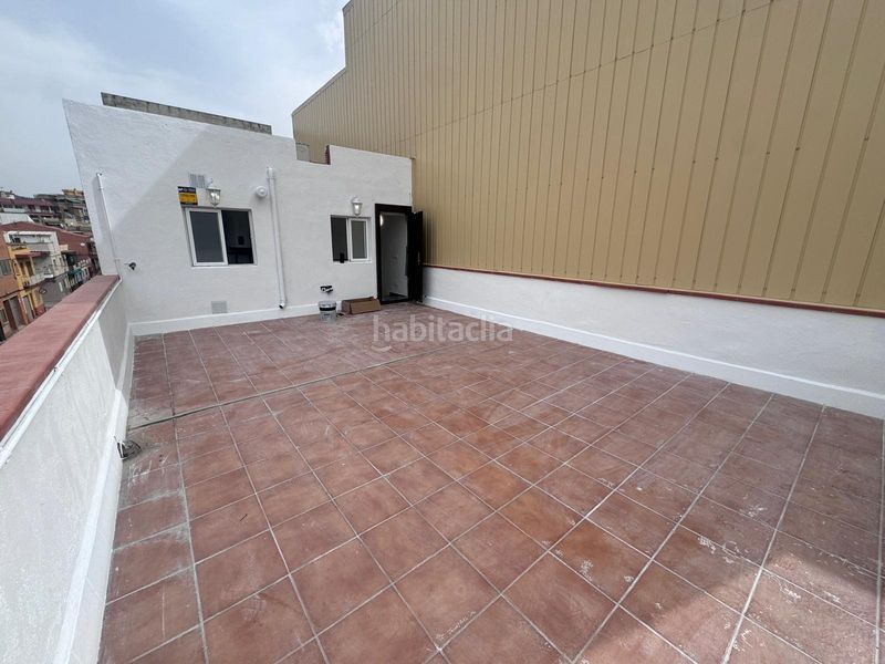 Foto d73af051-ebb6-4937-8e86-205575360a59. Casa a Passeig Maragall Gavà