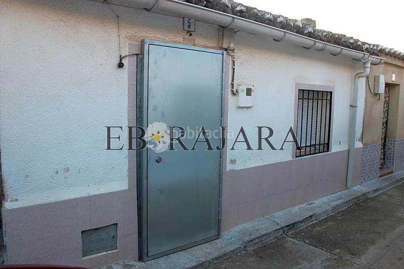 Foto a05f1988-ce28-4300-97dc-14a2dfdb0e4f. Casa adossada a Cebolla