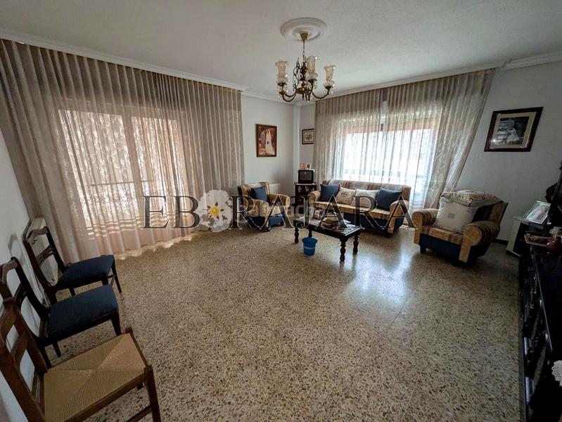 Foto 14ff97eb-e3ac-4e63-be2c-afeaaa8dc7af. Casa amb calefacció aparcament a Patrocinio-Nueva Talavera Talavera de la Reina