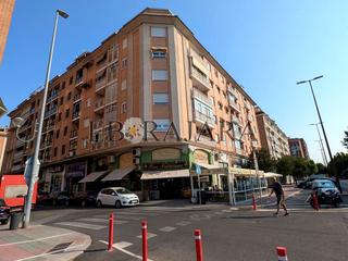 Lloguer Pis  Capitán cortés. Estupenda vivienda de dos dormitorios con garaje