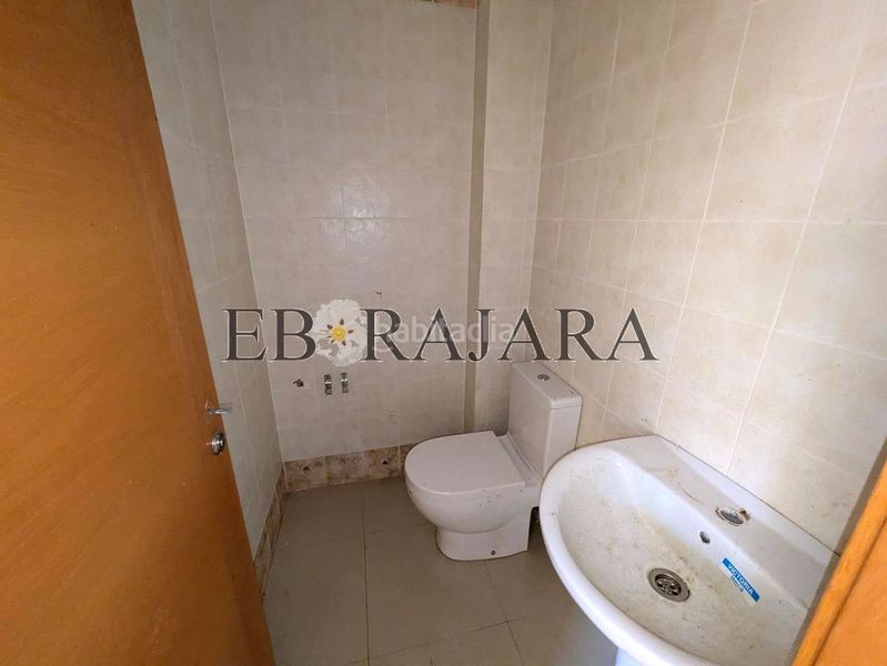 Foto 40c04939-c53e-472c-80b1-909b5e51d356. Casa adossada amb aparcament a Lucillos