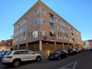 Pis  Calle daira de güelta. Estupendo duplex de cuatro dormitorios