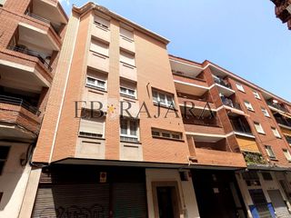 Lloguer Pis  Calle entrada a barrio san juan. Amplia vivienda en zona centro