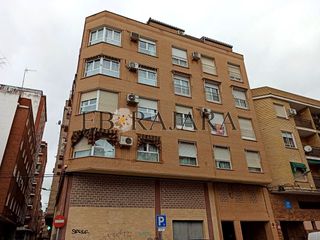 Miete Etagenwohnung  Calle piélago. Estupenda vivienda de dos dormitorios