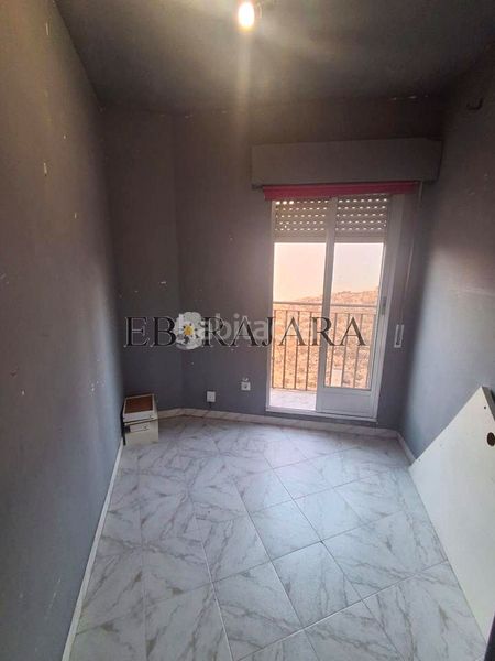 Foto d2f20fe3-839d-45f6-ab8b-2100fb99c8ce. Casa a Segurilla