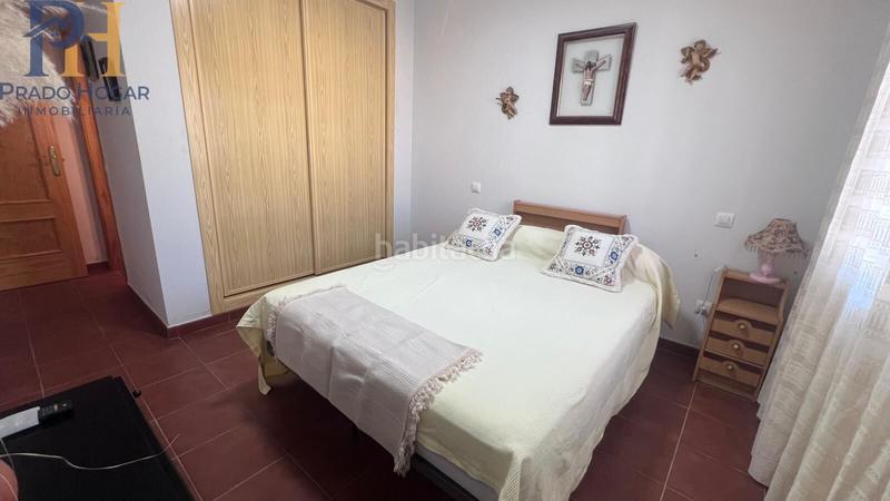 Foto 28b872bc-a98c-4874-b600-900de1b02823. Chalet mit parking in Almendral de la Cañada