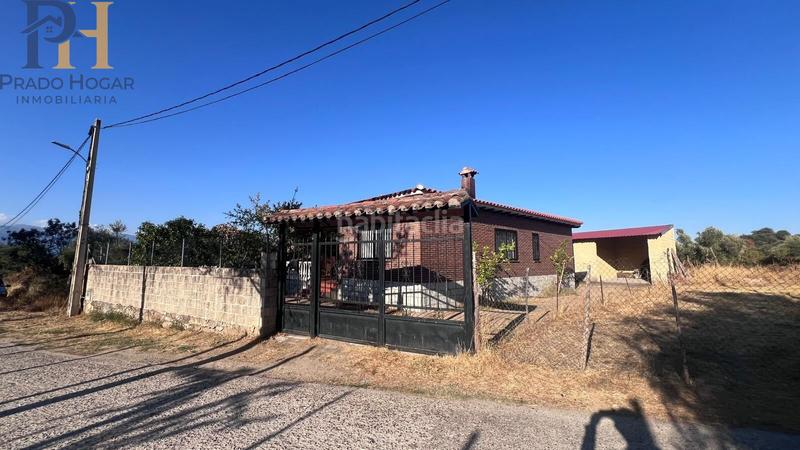 Foto 4e6ab974-a769-420f-ab57-90c1914f05c2. Chalet mit parking in Almendral de la Cañada