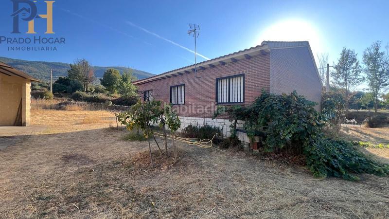 Foto 5c2133ee-61ca-4585-b7a0-b294e9e77978. Xalet amb aparcament a Almendral de la Cañada