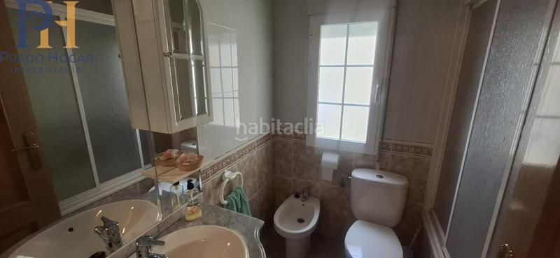 Foto 6cace892-859e-448e-9cad-9989381e22b0. Reihenhaus mit heizung parking in Navalcán