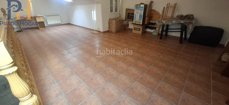 Foto c40506f9-5d1e-41e5-a6c2-6a17be5976f5. Reihenhaus mit heizung parking in Navalcán