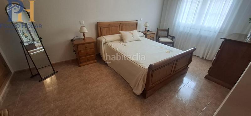 Foto f6a97f0e-660f-4ad3-a00c-682089db6ff7. Reihenhaus mit heizung parking in Navalcán